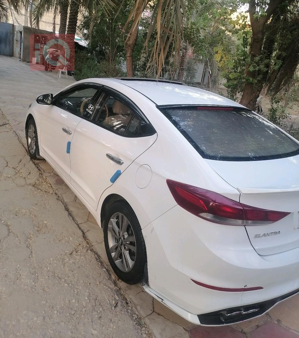 هيونداي النترا